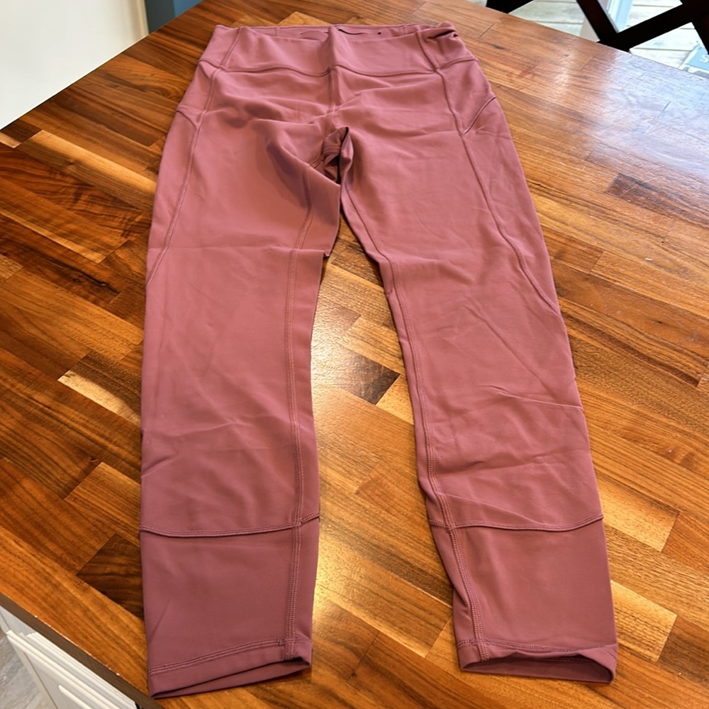 EUC Lululemon leggings - Picture 3 of 5